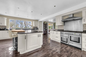 Photo 33- click for photo gallery